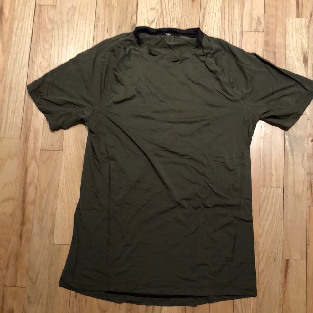 Lululemon metal vent tech. Older model